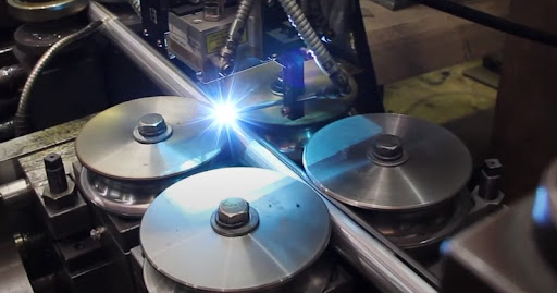 Laser station for pipe welding